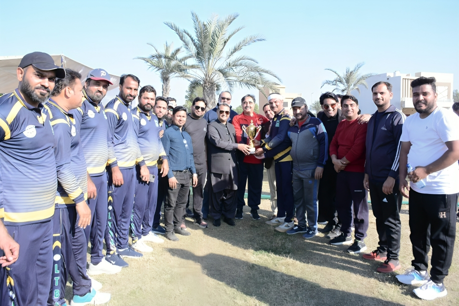 Lahore Tax Bar & Gujranwala Bar Cricket Teams 5