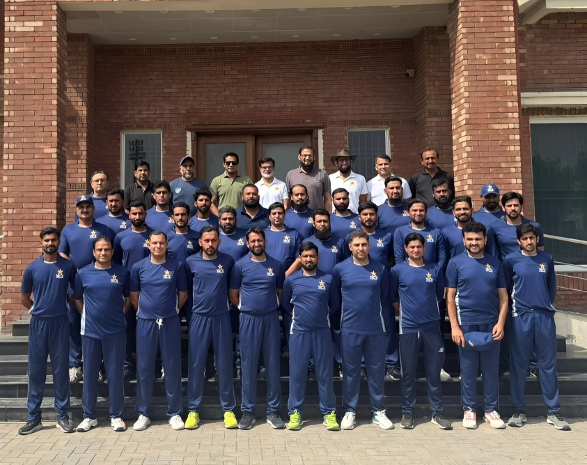 Pakistan Coaches 8